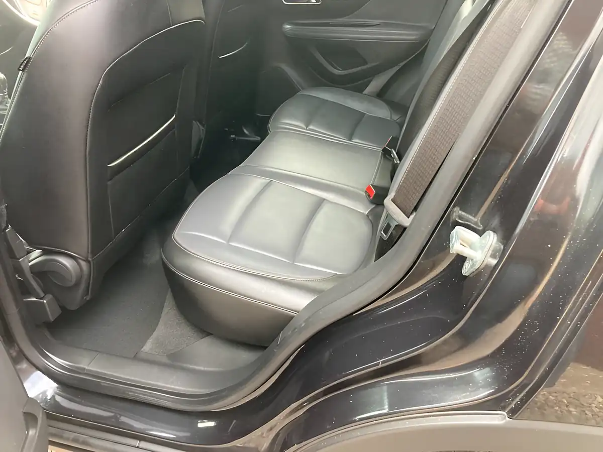 Used 2014 Vauxhall Mokka Se Black - Interior and Exterior details 9