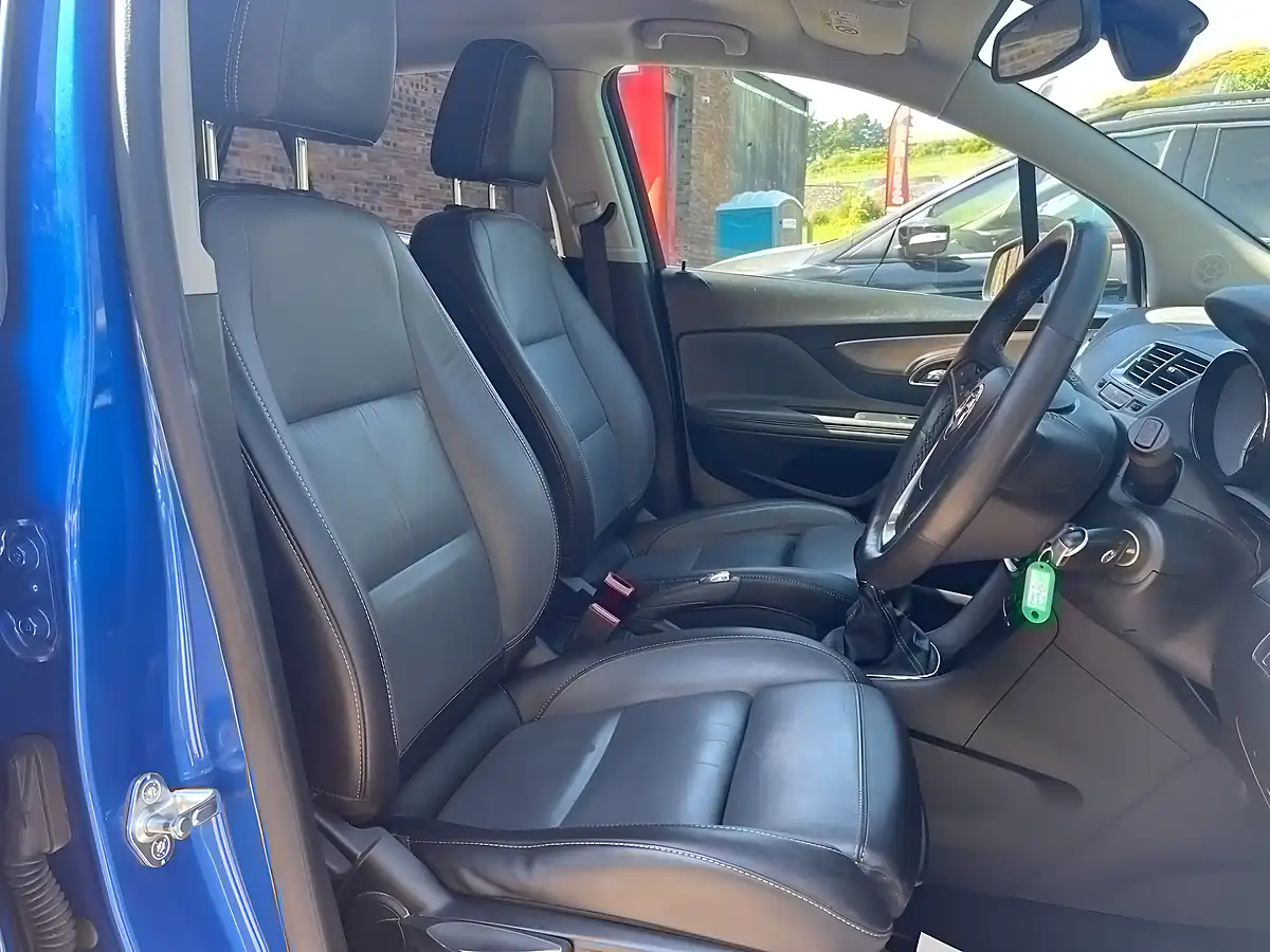 Used 2014 Vauxhall Mokka Se Blue - Interior and Exterior details 10