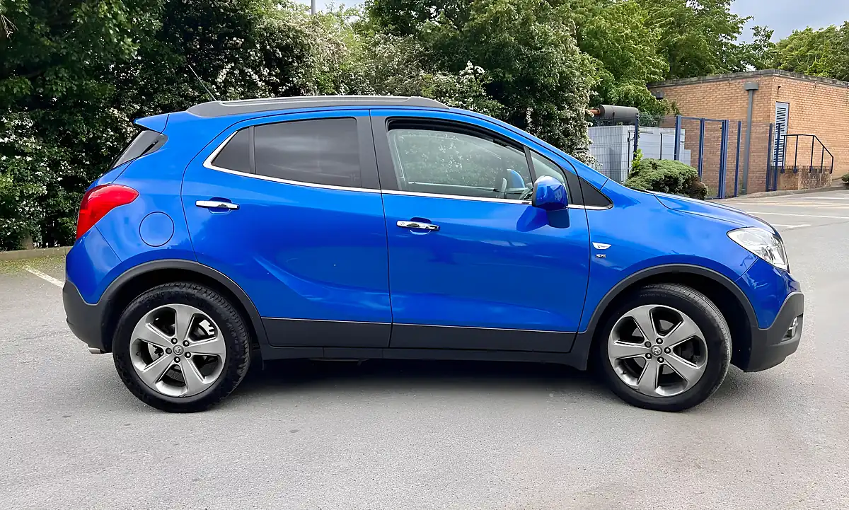 Used 2014 Vauxhall Mokka Se Blue - Interior and Exterior details 4