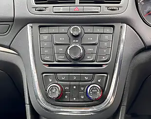 Used 2014 Vauxhall Mokka Se Blue - Interior and Exterior details 9