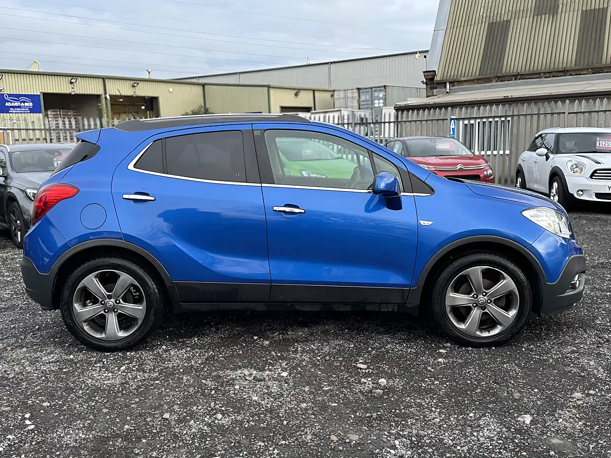 Used 2014 Vauxhall Mokka Se Blue - Interior and Exterior details 9