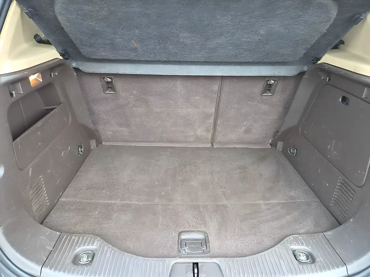 Used 2014 Vauxhall Mokka Se Grey - Interior and Exterior details 19