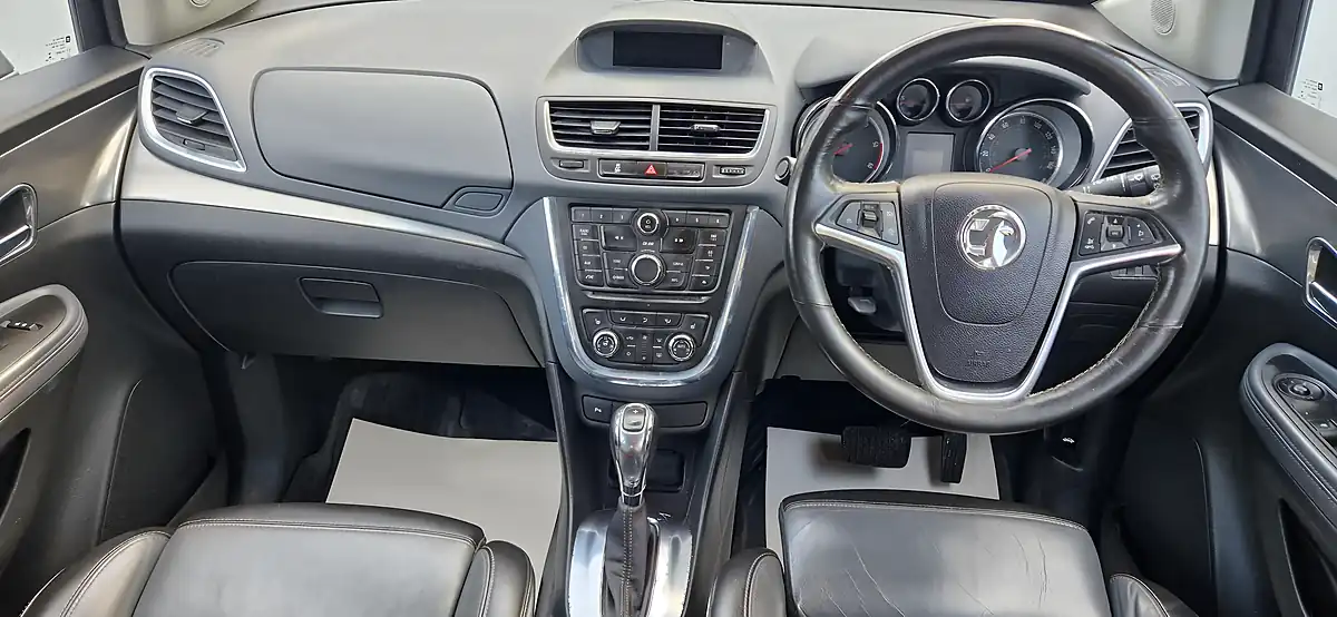 Used 2014 Vauxhall Mokka Se Grey - Interior and Exterior details 11
