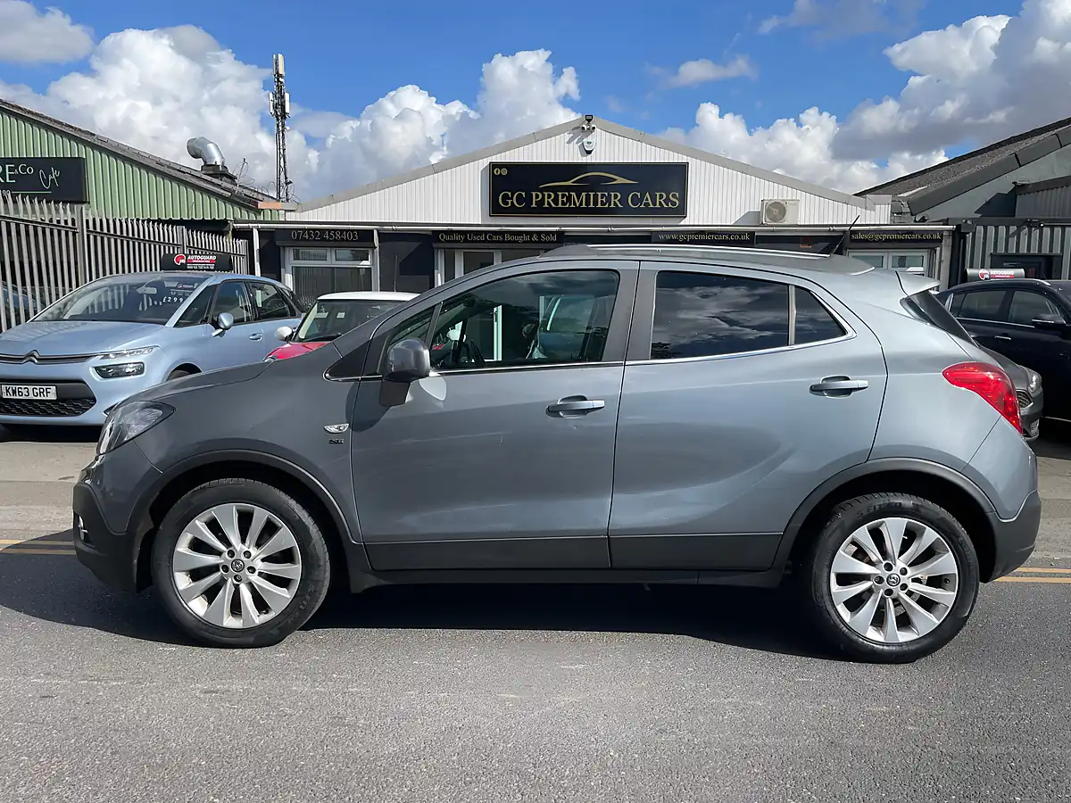 Used 2014 Vauxhall Mokka Se Grey - Interior and Exterior details 7