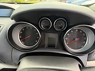 Used 2014 Vauxhall Mokka Se Grey - Interior and Exterior details 10