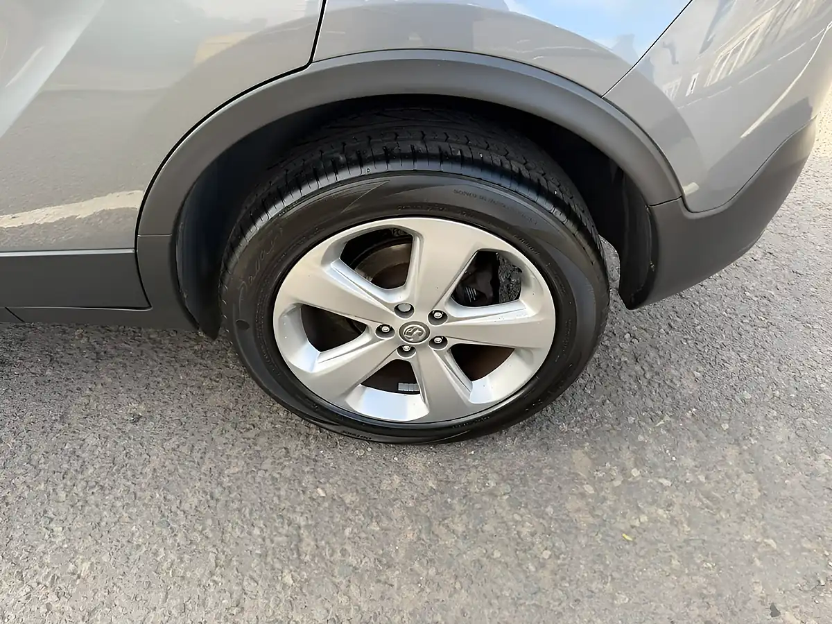Used 2014 Vauxhall Mokka Se Grey - Interior and Exterior details 19