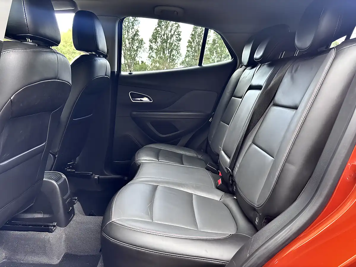Used 2014 Vauxhall Mokka Se Orange Rock Metallic - Interior and Exterior details 14