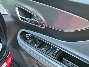Used 2014 Vauxhall Mokka Se Red - Interior and Exterior details 14