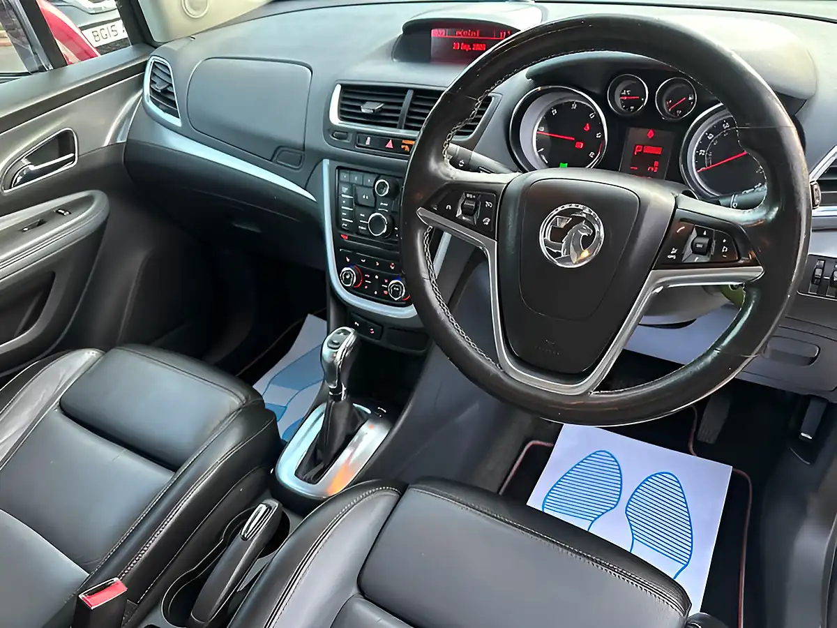 Used 2014 Vauxhall Mokka Se Red - Interior and Exterior details 2