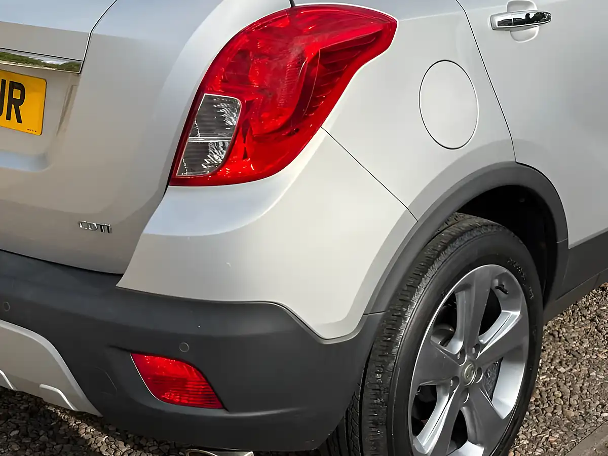 Used 2014 Vauxhall Mokka Se Silver - Interior and Exterior details 9