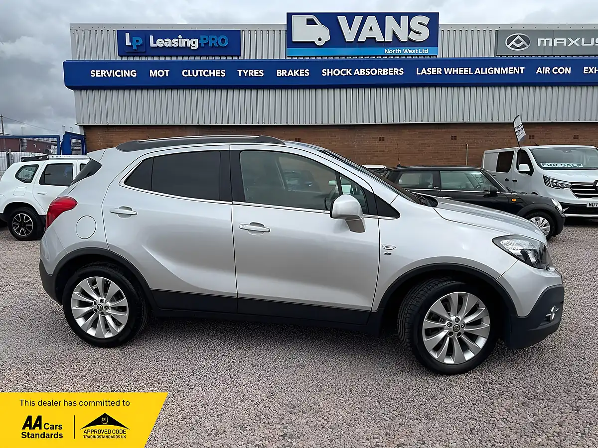 Used 2014 Vauxhall Mokka Se Silver - Interior and Exterior details 4