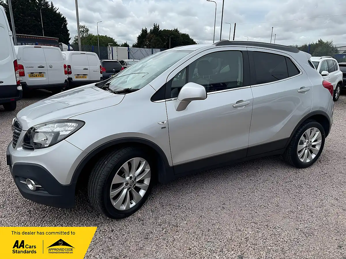 Used 2014 Vauxhall Mokka Se Silver - Interior and Exterior details 9