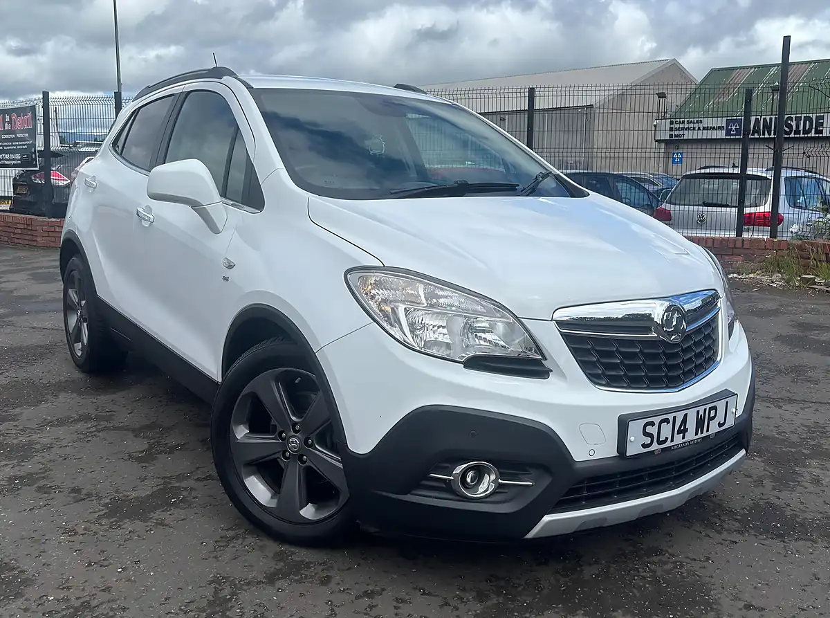 Used 2014 Vauxhall Mokka Se White - Front View