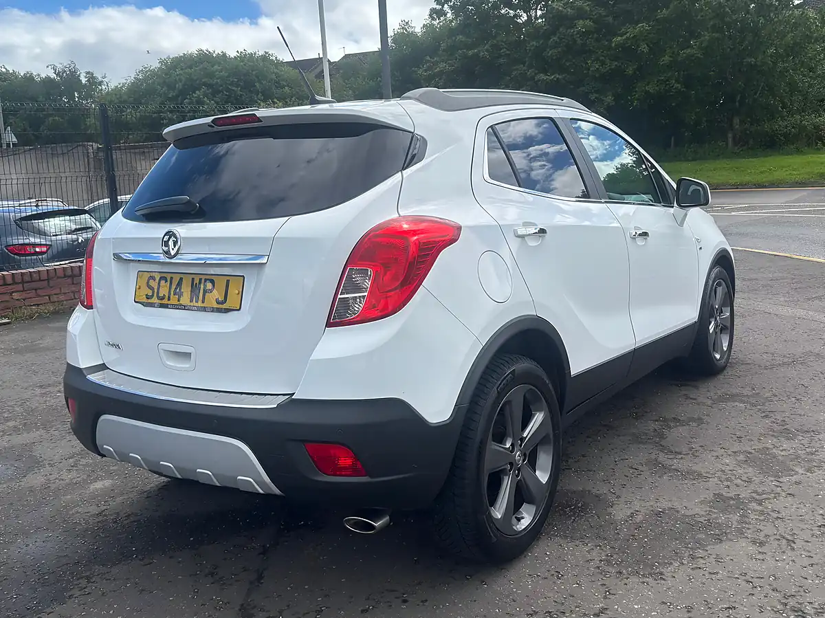 Used 2014 Vauxhall Mokka Se White - Interior and Exterior details 5