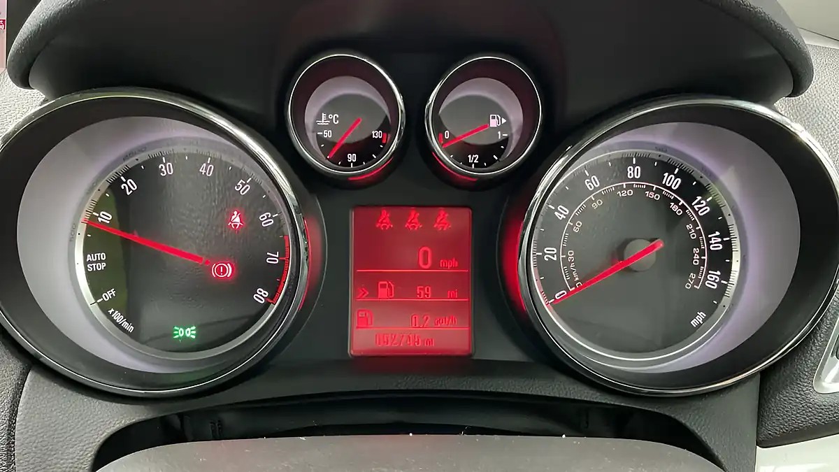 Used 2014 Vauxhall Mokka Tech Line Blue - Interior and Exterior details 7