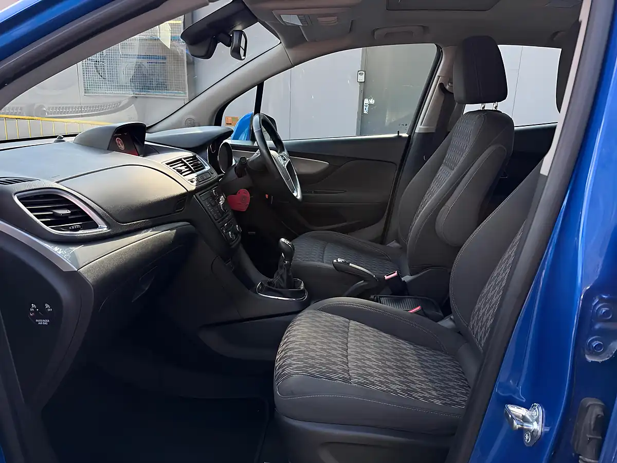 Used 2014 Vauxhall Mokka Tech Line Blue - Interior and Exterior details 11