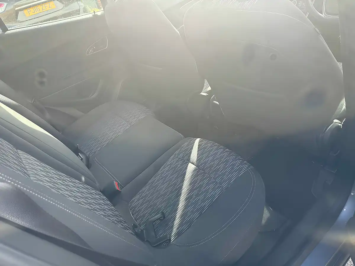 Used 2014 Vauxhall Mokka Tech Line - Interior and Exterior details 11