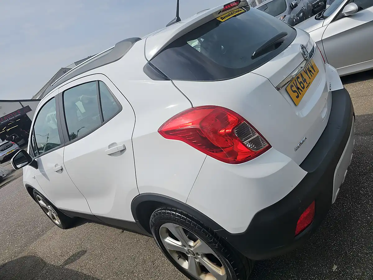 Used 2014 Vauxhall Mokka Tech Line White - Interior and Exterior details 3