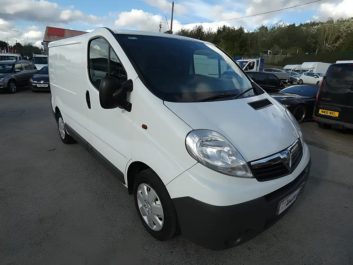 Used 2014 Vauxhall Vivaro 2700 L1H1 Swb White - Interior and Exterior details 12