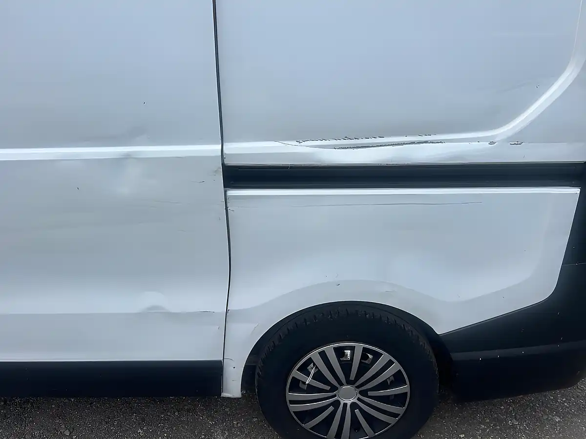 Used 2014 Vauxhall Vivaro White - Interior and Exterior details 10