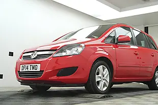 Used 2014 Vauxhall Zafira Exclusiv Red - Interior and Exterior details 2