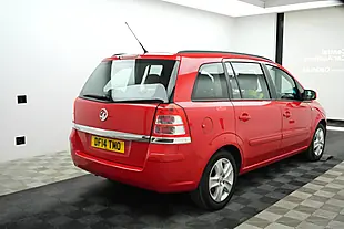 Used 2014 Vauxhall Zafira Exclusiv Red - Interior and Exterior details 3