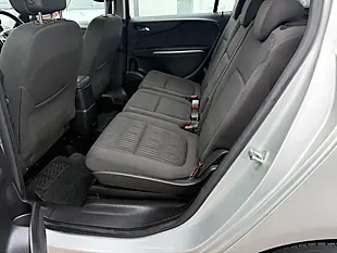Used 2014 Vauxhall Zafira Silver - Interior and Exterior details 15