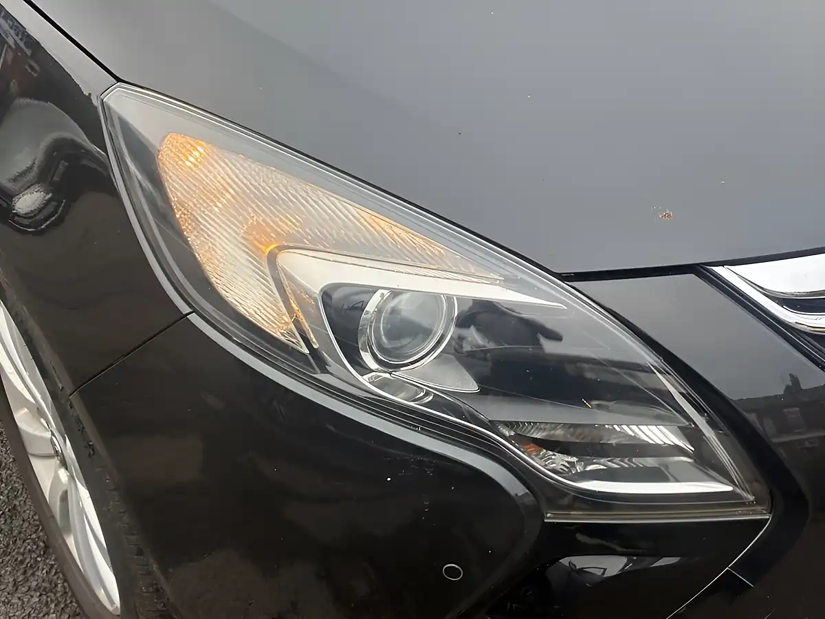 Used 2014 Vauxhall Zafira Tourer Exclusiv Black - Interior and Exterior details 14