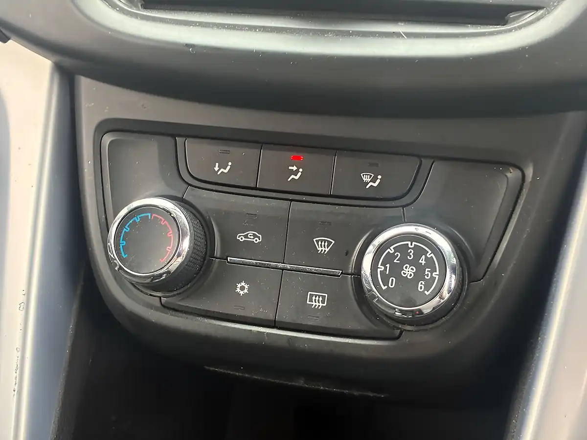 Used 2014 Vauxhall Zafira Tourer Exclusiv Black - Interior and Exterior details 19