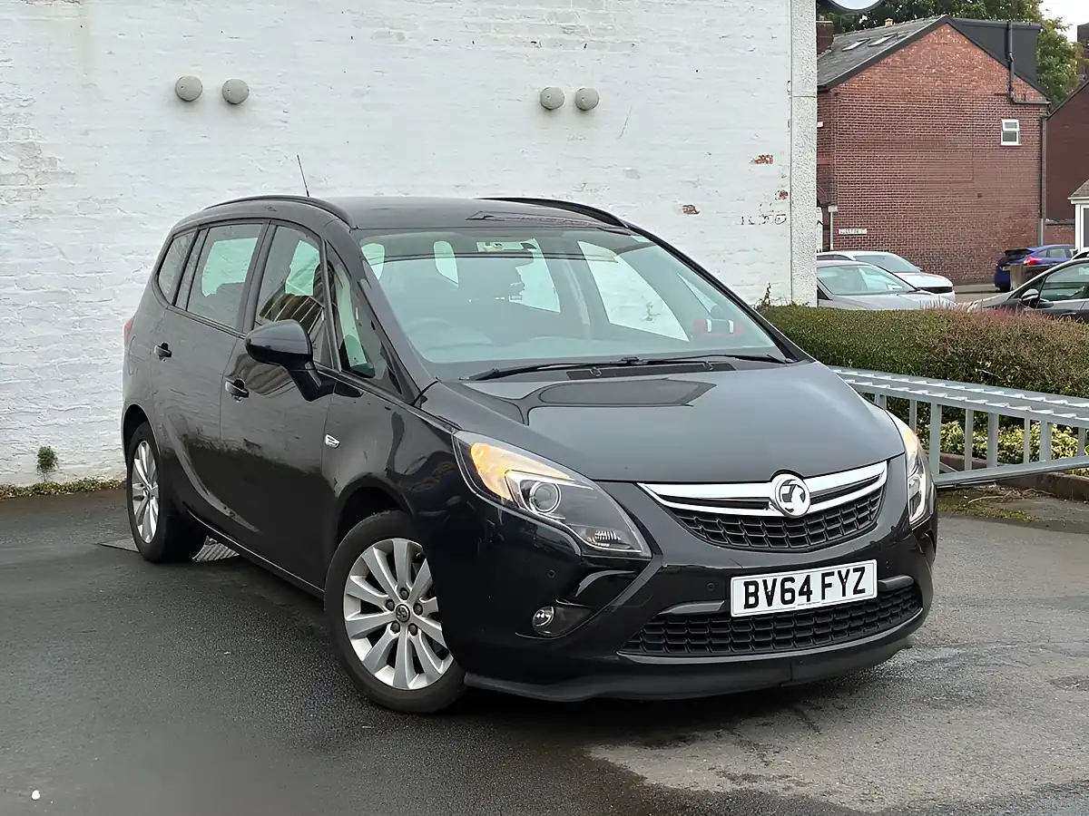 Used 2014 Vauxhall Zafira Tourer Exclusiv Black - Interior and Exterior details 2
