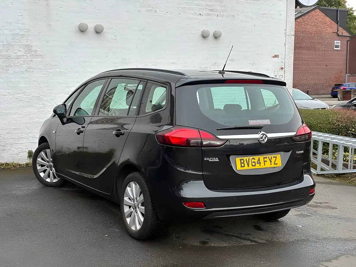 Used 2014 Vauxhall Zafira Tourer Exclusiv Black - Interior and Exterior details 7