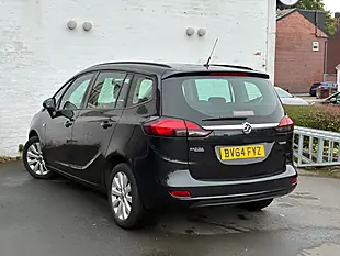 Used 2014 Vauxhall Zafira Tourer Exclusiv Black - Interior and Exterior details 8