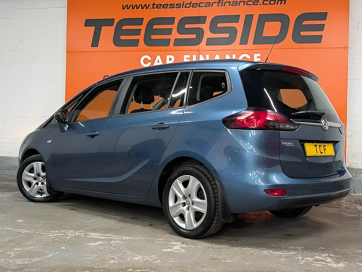 Used 2014 Vauxhall Zafira Tourer Exclusiv Blue - Interior and Exterior details 18