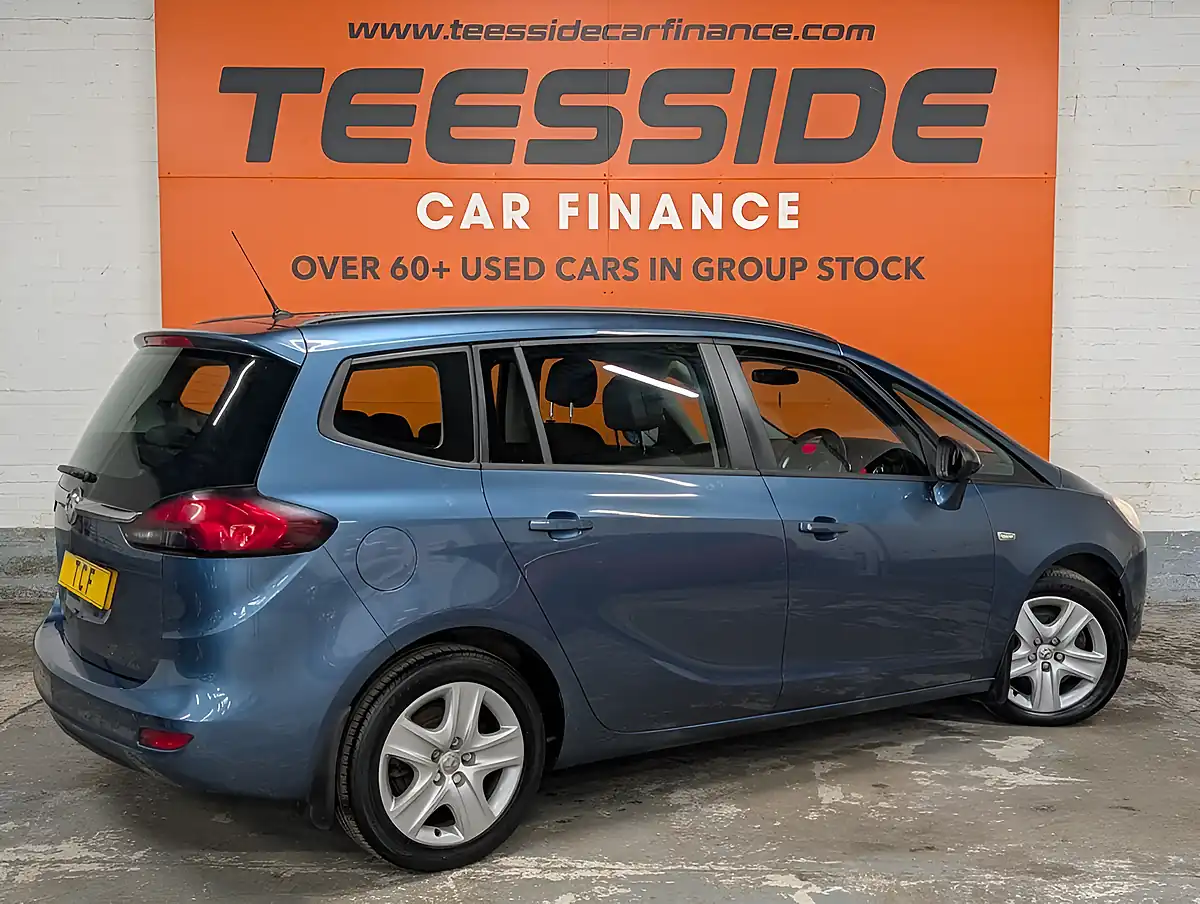 Used 2014 Vauxhall Zafira Tourer Exclusiv Blue - Interior and Exterior details 8