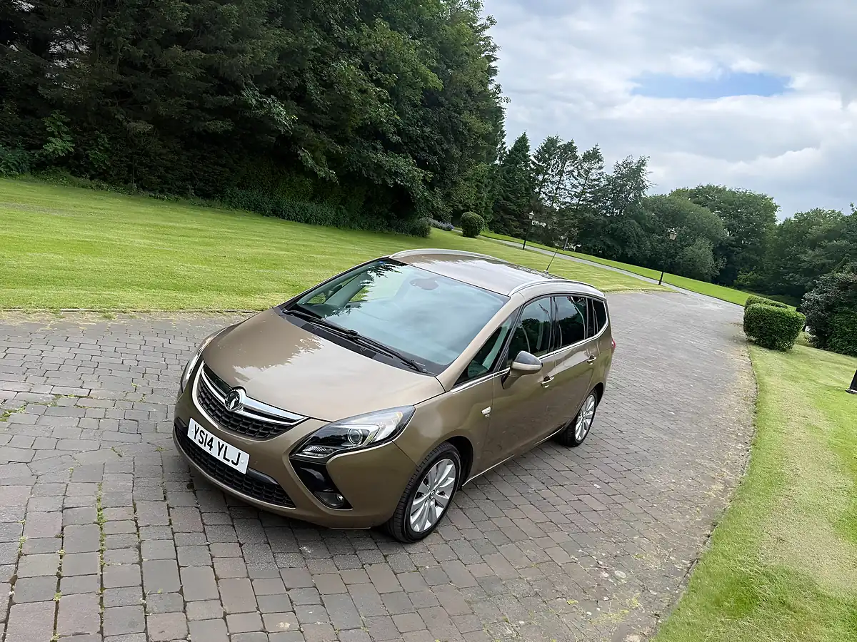 Used 2014 Vauxhall Zafira Tourer Se Brown - Interior and Exterior details 8
