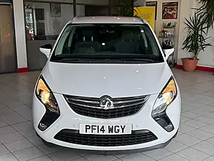 Used 2014 Vauxhall Zafira Tourer Se White - Interior and Exterior details 4