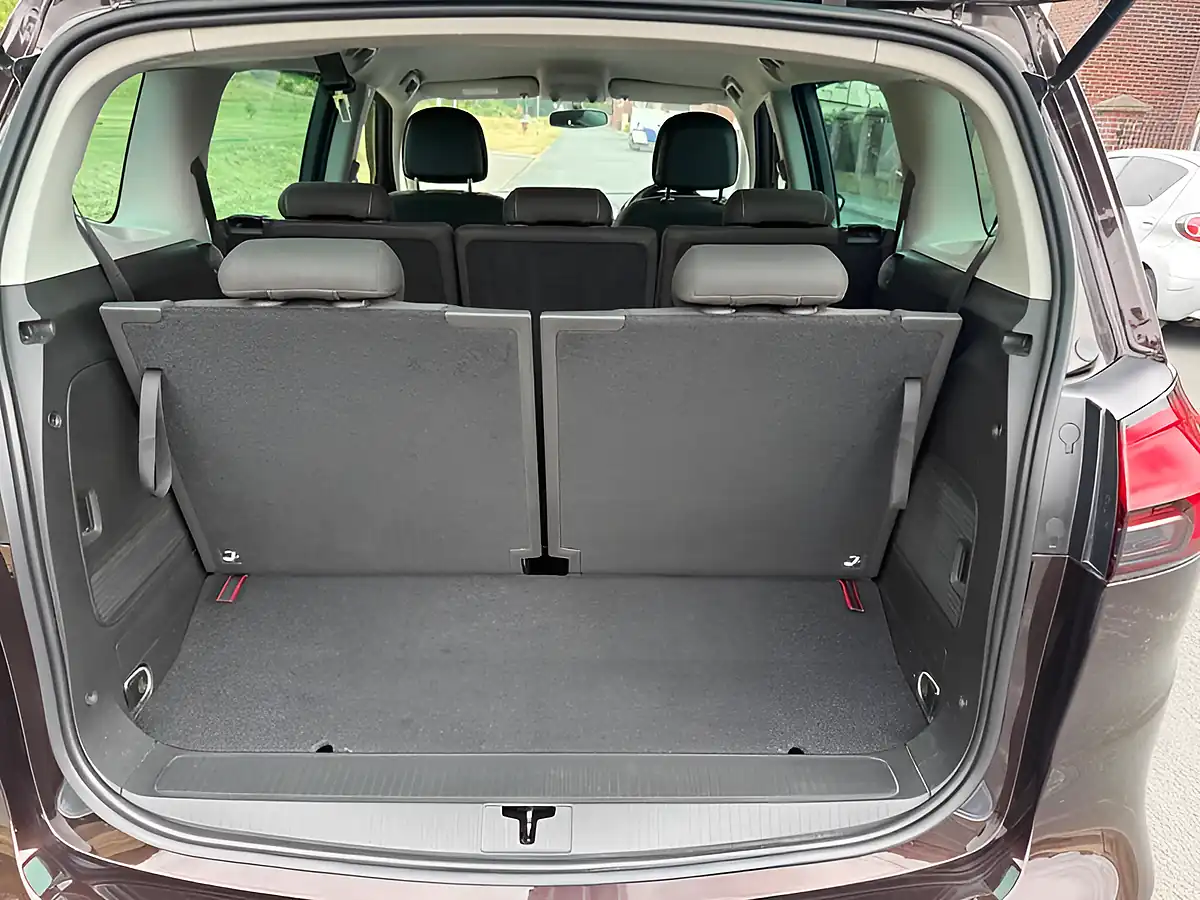 Used 2014 Vauxhall Zafira Tourer Sri Brown - Interior and Exterior details 10