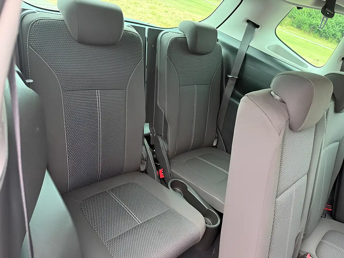 Used 2014 Vauxhall Zafira Tourer Sri Brown - Interior and Exterior details 12