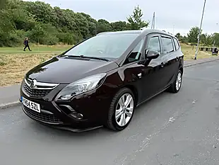 Used 2014 Vauxhall Zafira Tourer Sri Brown - Interior and Exterior details 5