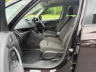 Used 2014 Vauxhall Zafira Tourer Sri Brown - Interior and Exterior details 6