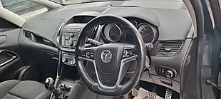 Used 2014 Vauxhall Zafira Tourer Sri Grey - Interior and Exterior details 11