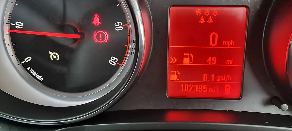 Used 2014 Vauxhall Zafira Tourer Sri Grey - Interior and Exterior details 13