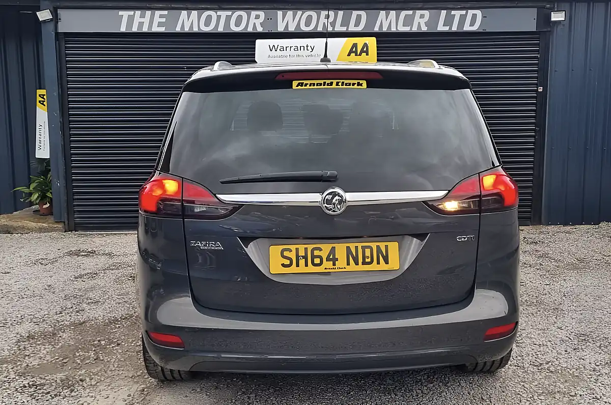 Used 2014 Vauxhall Zafira Tourer Sri Grey - Interior and Exterior details 5