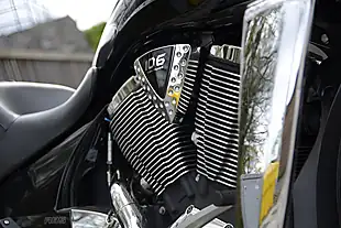 Used 2014 Victory Cross Country Black - Interior and Exterior details 3