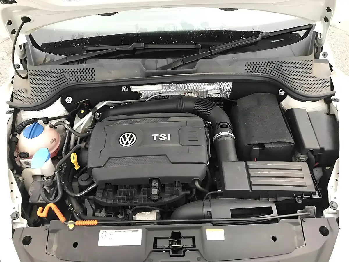 Used 2014 Volkswagen Beetle Coolstar Package White - Interior and Exterior details 19
