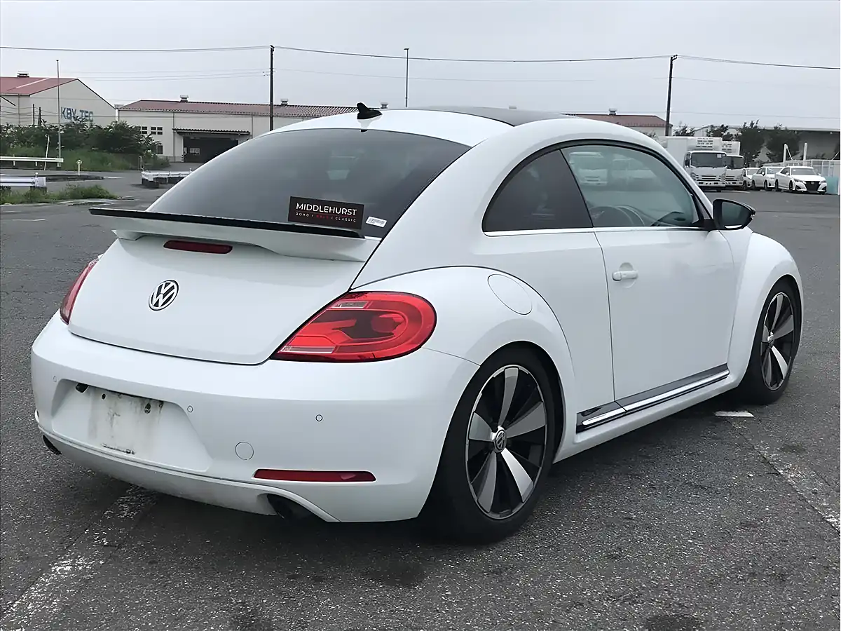 Used 2014 Volkswagen Beetle Coolstar Package White - Interior and Exterior details 4