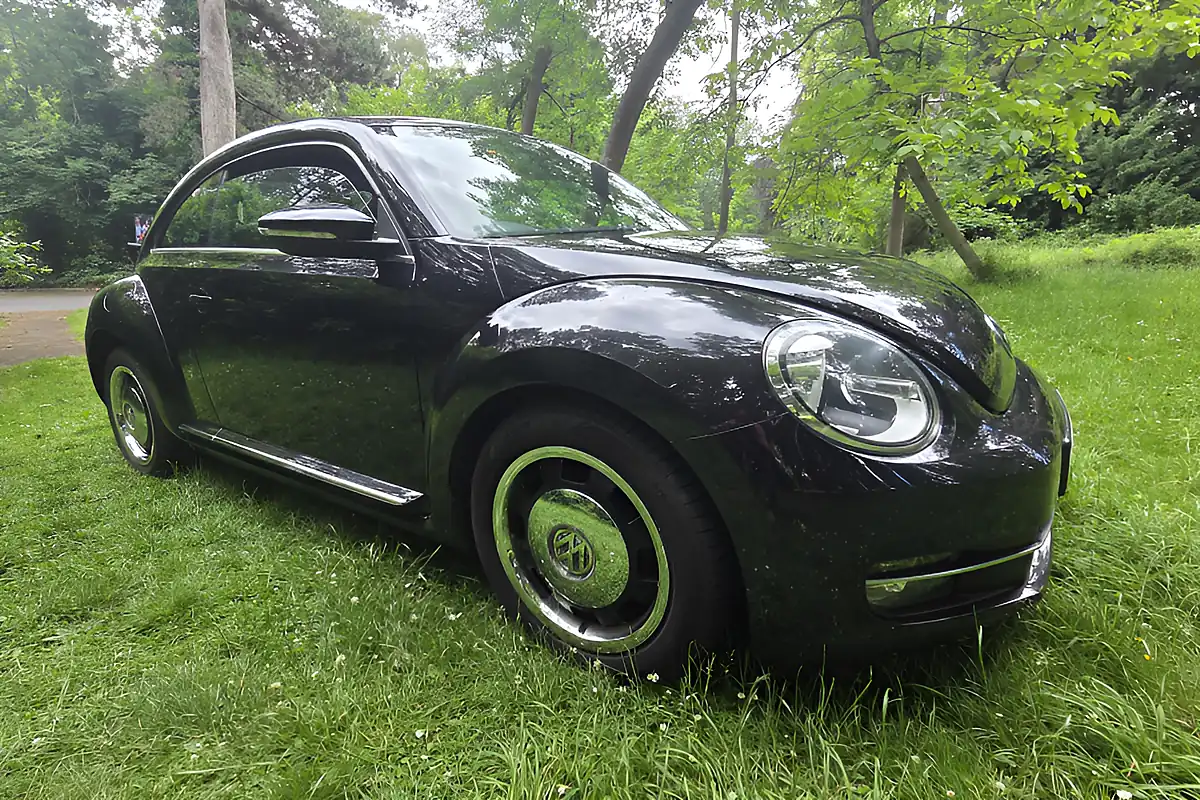 Used 2014 Volkswagen Beetle Design Black - Interior and Exterior details 3