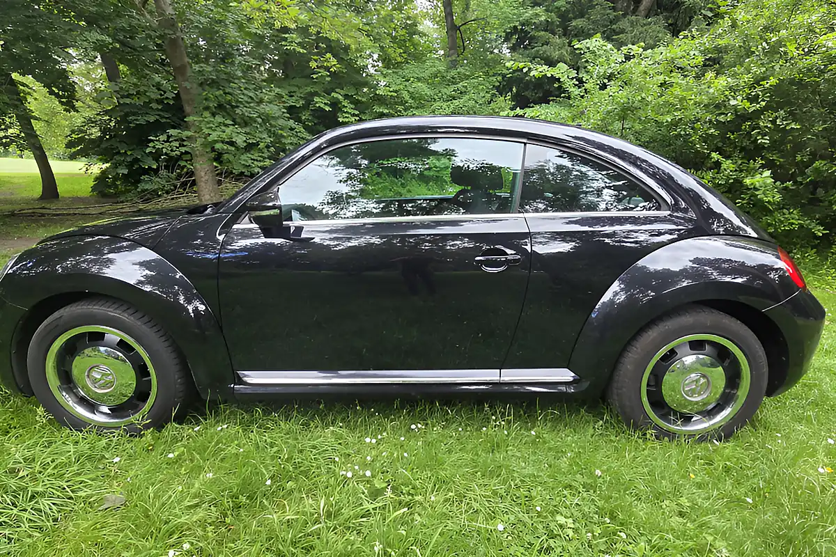 Used 2014 Volkswagen Beetle Design Black - Interior and Exterior details 5