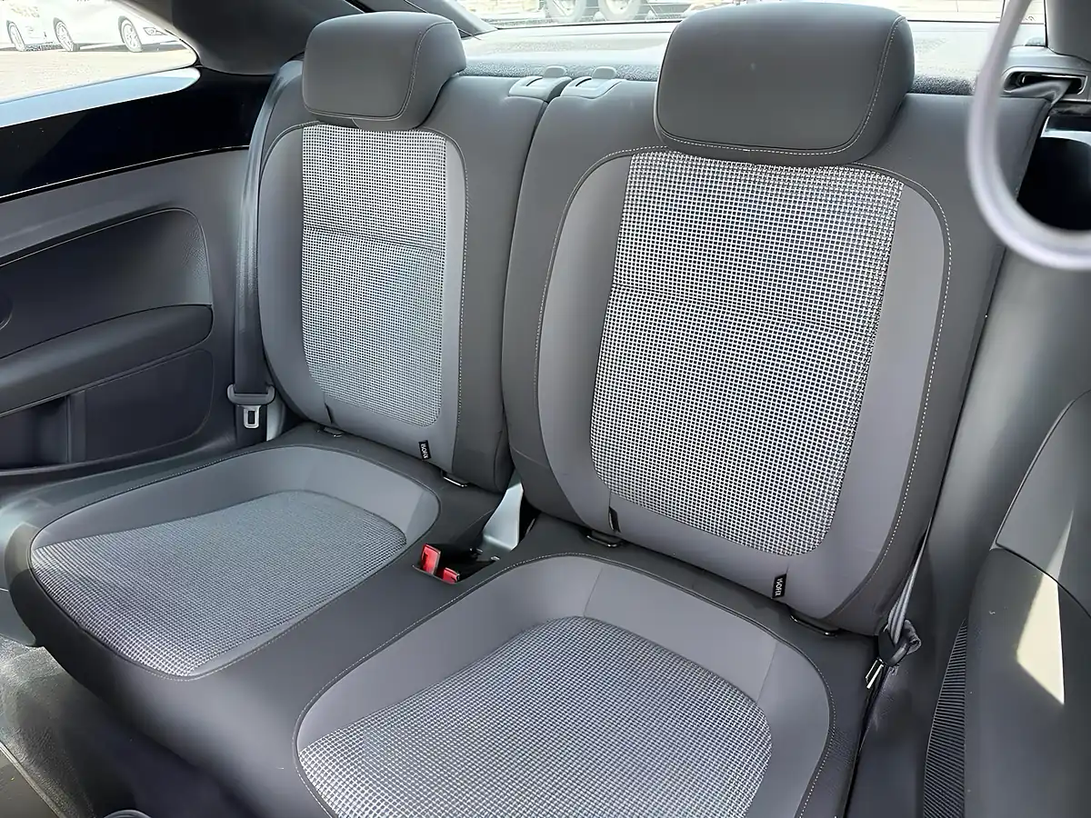 Used 2014 Volkswagen Beetle Design Black - Interior and Exterior details 15