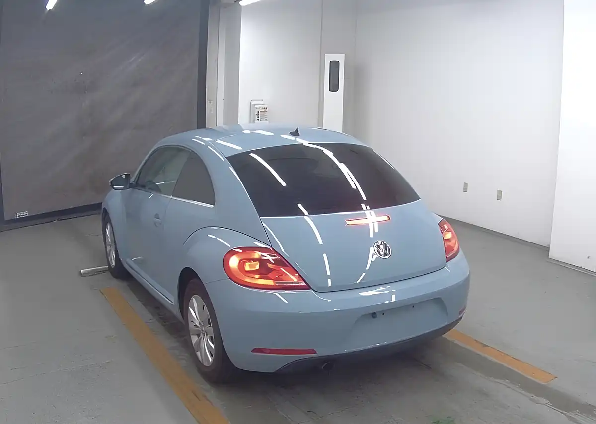 Used 2014 Volkswagen Beetle Design Blue - Interior and Exterior details 2